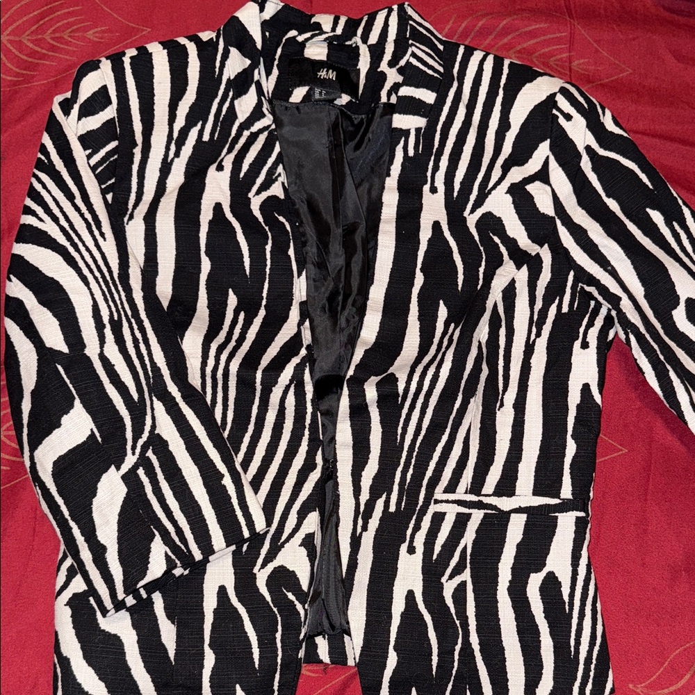 H&M Black and White Zebra Print Blazer